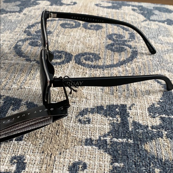 NWT?Quay Sunglasses main image 4